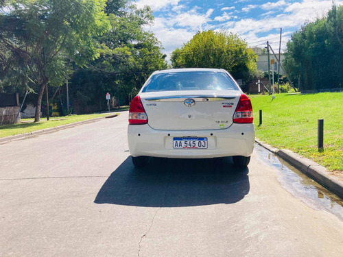 Toyota Etios 1.5 Xls 2016