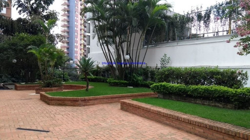 Imagem 5 de 29 de Apartamento 210m², 04 Dormitórios (sendo 02 Suítes), 05 Banheiros E 04 Vagas Na Garagem. Condomínio Com Portaria 24hrs, Piscina, Academia E Salão - 20092505 - 68555825