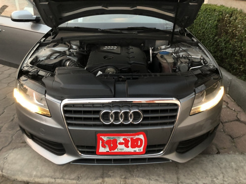 Audi A4, Modelo 2012. Trendy Line, Motor 1.8 Turbo.