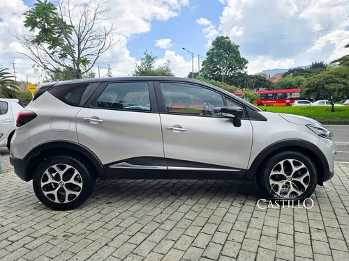 Renault Captur 2.0 Intens Automática