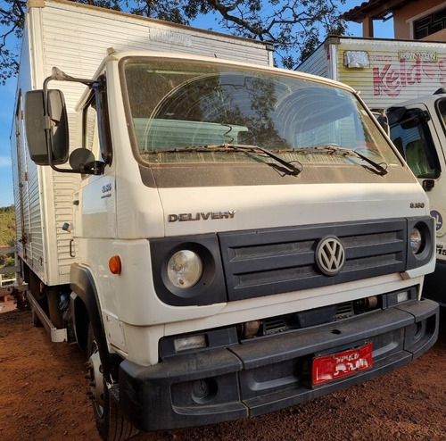 Imagem 15 de 15 de Volkswagem 8-160 4x2 Ano 2014 Baú Randon 5.50 Metros
