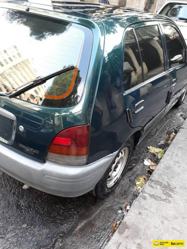 Toyota Starlet .