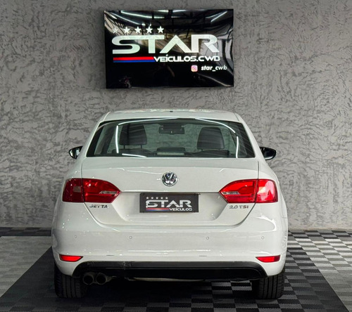 Volkswagen Jetta 2.0 Tsi Highline 211cv Gasolina 4p Tiptronic