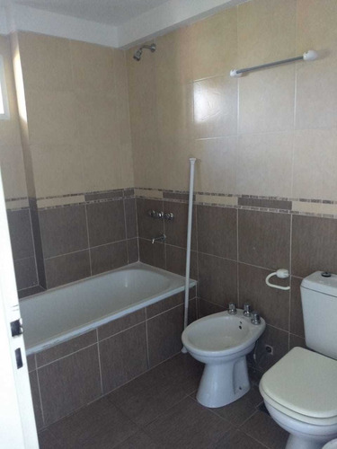 Imagen 8 de 10 de Venta 1 Amb. Frente C/balcón (3° B) En Villa Devoto