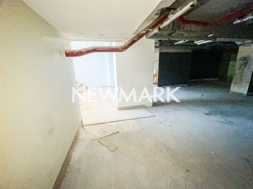 Local Comercial En Arriendo En Iconico Edificio