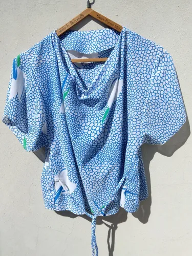 Blusa de los años 80 sale