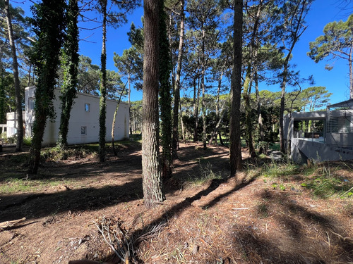 Lote Residencial Con Salida Al Golf En Carilo