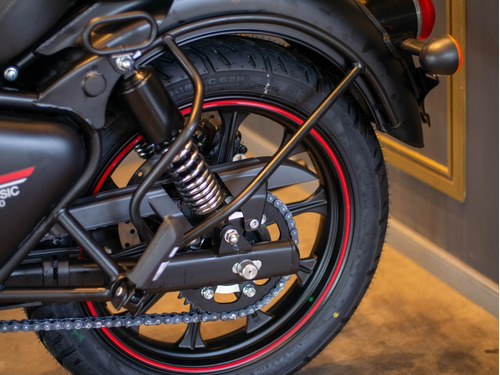 Imagen 24 de 25 de Royal Enfield Classic 350 Dark Stealth Black Disponible Ya