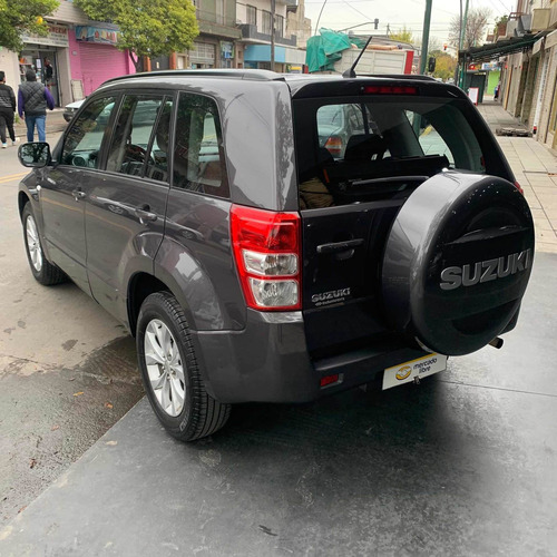 Imagen 6 de 10 de Suzuki Grand Vitara 2014 2.4 Jlx 2wd 5mt