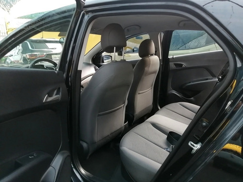 Imagem 8 de 10 de Hyundai Hb20 Premium 1.6 Flex At 2014