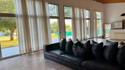 Casa, Venta, Barrio Privado Causana. 3 Dormitorios, 3 Baños. Cachorro De 360m2.