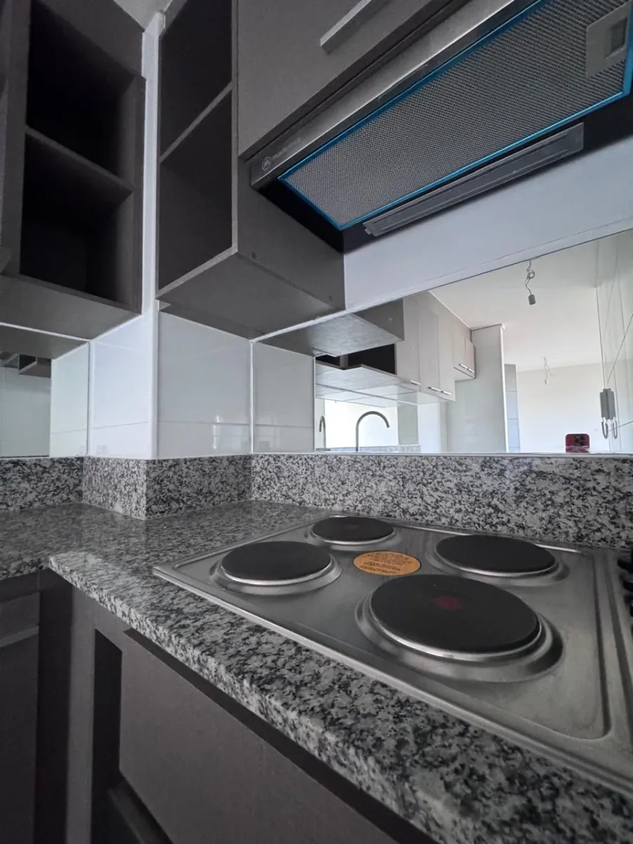 Imagen 3 de 18 de 1d1b 360.000 En Macul Con Esquina Quilin