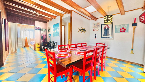 Casa En Laguna De Zapallar En Venta, A Pasos De La Playa