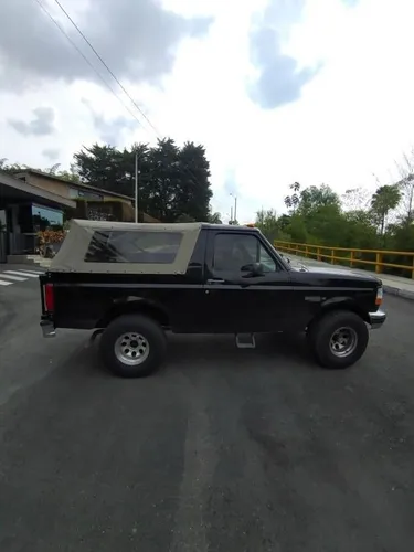Ford Bronco 5.0 Elite Xlt