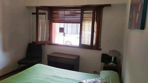 Imagen 5 de 12 de Casa - Chalet En Venta En Pompeya