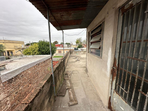Venta Casa A Reciclar - Bella Vista - Terreno