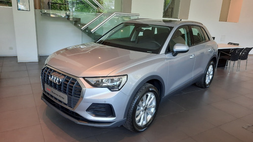 Imagen 2 de 25 de Audi Q3 2021 1.4 35tfsi 150 Cv Audibsas