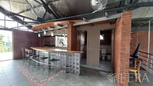 Venta Departamento Tipo Duplex De 2 Ambientes Con Balcón En Piñeyro