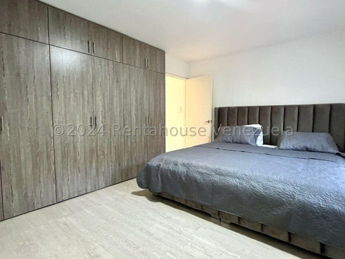 ¡tu Familia Se Merece Lo Mejor Y Este Apartamento Lo Tiene Todo! Recien Remodelado ¡descubre El Hogar Perfecto En La Urb, Santa Fe Norte, Mejor Ubicación Imposible! Gi