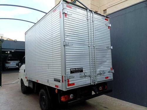 Imagem 4 de 10 de Hr Hdb 2.5 Diesel Baú 2013