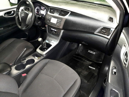 Imagen 13 de 16 de Nissan Sentra 2016 2.0 Advance
