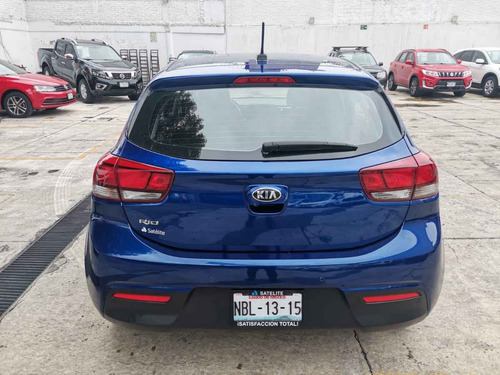 Imagen 4 de 15 de Kia Kia Rio Hb 2018 5p Hb Ex, Tm6, Ve, Qc, F. Niebla, Ra-15