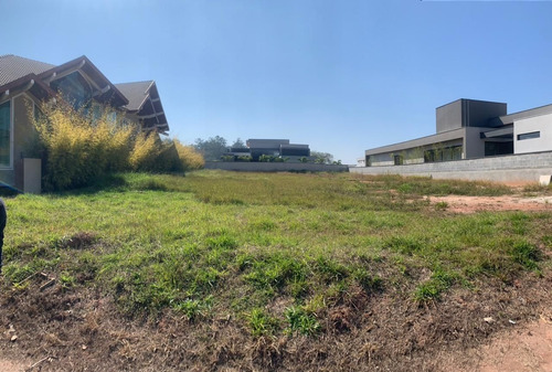 Imagem 1 de 8 de Terreno À Venda, 1200 M² Por R$ 2.700.000,00 - Condomínio Chácara Serimbura - São José Dos Campos/sp - Te0615