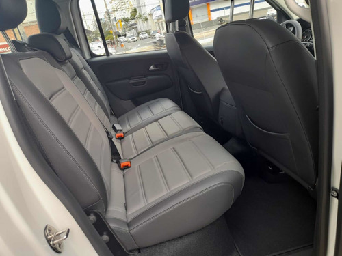 Volkswagen Amarok 3.0 Highline Cab. Dupla V6 4x4 Aut. 4p