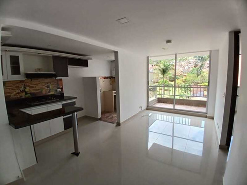 Apartamento En Arriendo Ubicado En Bello Sector Alcala (24086).