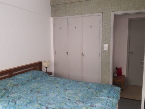 2 Ambientes Contrafrente Con Balcon