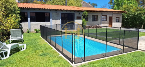 Vendo Casa, 4 Dormitorios, 3 Baños, Piscina, Barbacoa, Pinares, Punta Del Este, Maldonado