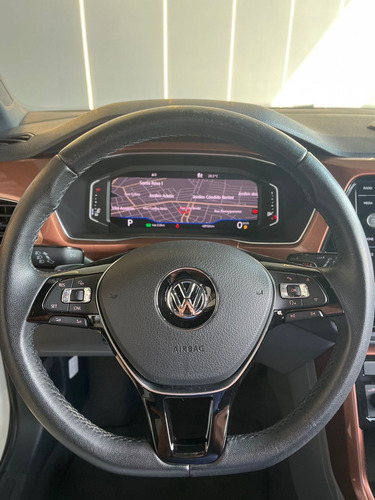 Volkswagen T-Cross 1.0 200 TSI TOTAL FLEX COMFORTLINE AUTOMÁTICO