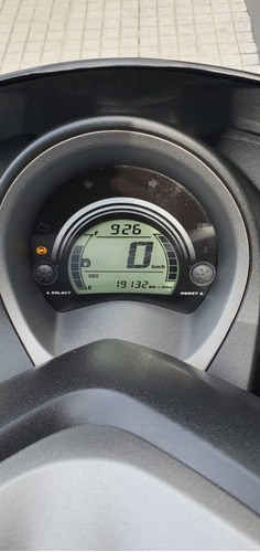 Imagen 12 de 15 de Yamaha Scooter Nm-x 155 Negra Abs N-max Excelente Estado