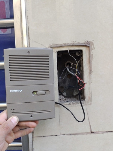 Reparación E Instalación De Porteros Eléctricos Serv Técnico