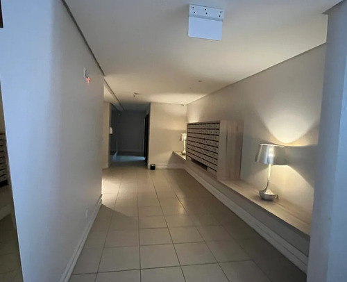 Apartamentos À Venda Em Itacorubi Com 3 Quartos E 2 Banheiros. Pronto Para Morar. Bem Localizado.
