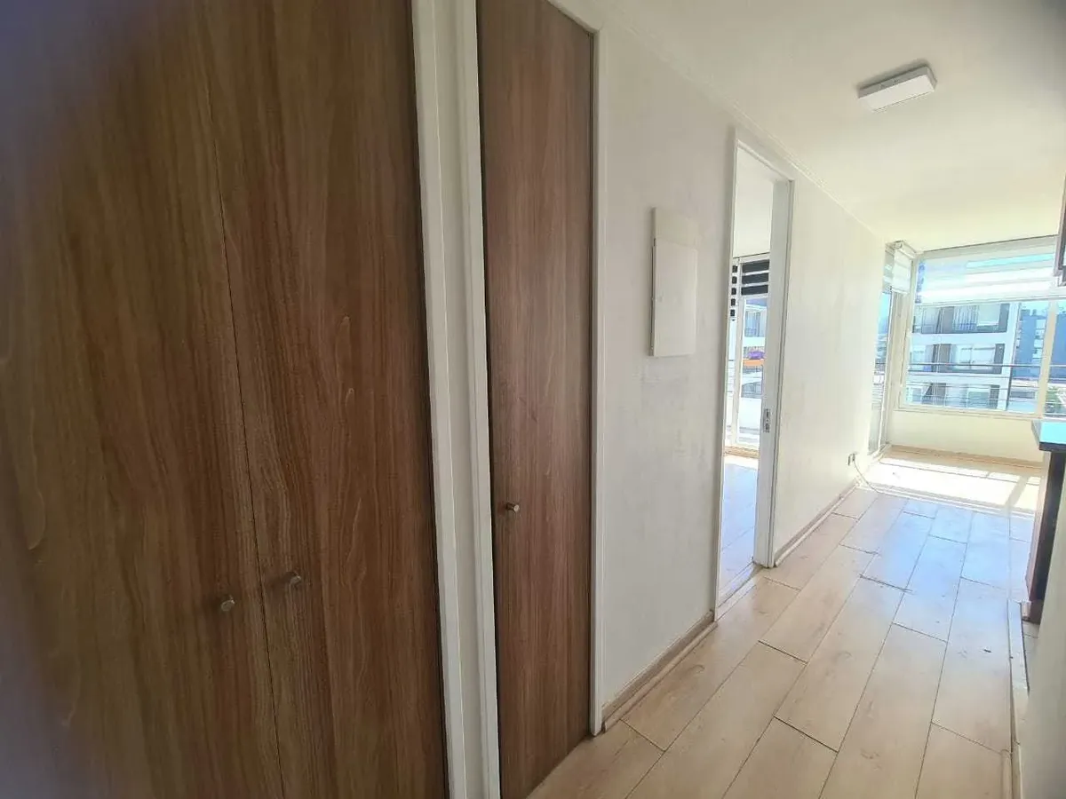 Imagen 2 de 26 de 2d +2b +e + B / Piso 9 / Vista Oriente (141669)