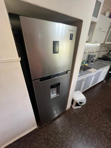 Venta Casa 6 Ambientes Jardin Parrilla Garage Barrio Constitucion