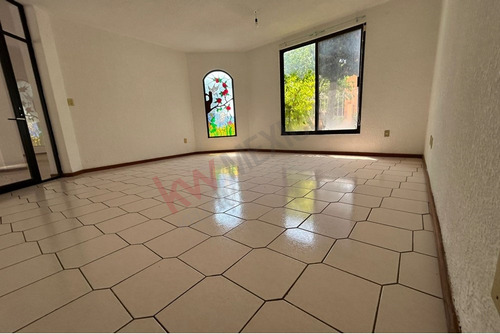 Amplia Casa En Venta En Loma Dorada Con Vista A Los Arcos