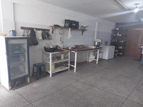 Imagen 8 de 16 de Fondo Comercio Panadería Naguanagua Av Principal 04144127897