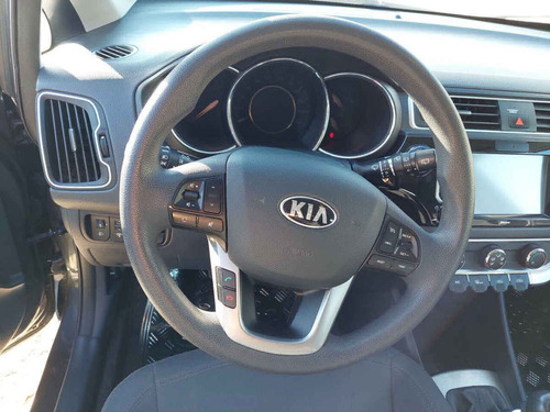 Imagen 13 de 15 de Kia Kia Rio Hb 2017 5p Hb Ex, Tm6, Ve, Qc, F Niebla, R-15