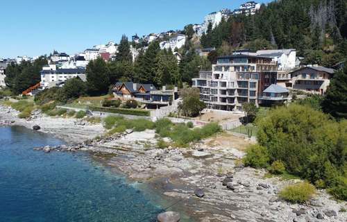 Departamento En Venta Ubicado En Centro De Bariloche, Bariloche