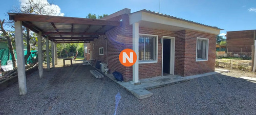 Linda Casa En Venta Bien Ubicada Con  Buena Aislación Térmica A 150 Mtrs Ruta 10