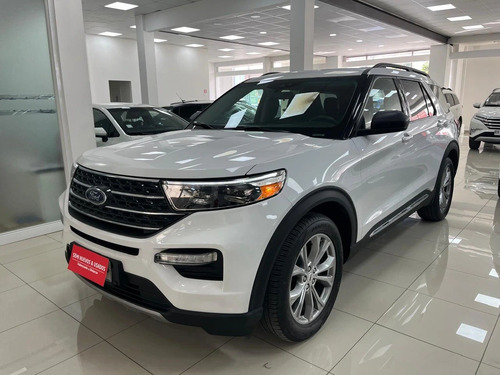 Ford Explorer XLT 2.3L RWD
