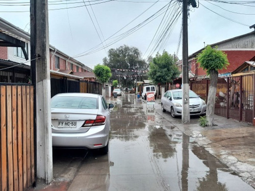 Casa En Venta, Comuna De Maipú.