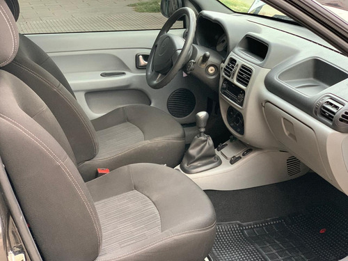 Renault Clio 2010 1.2 Get Up