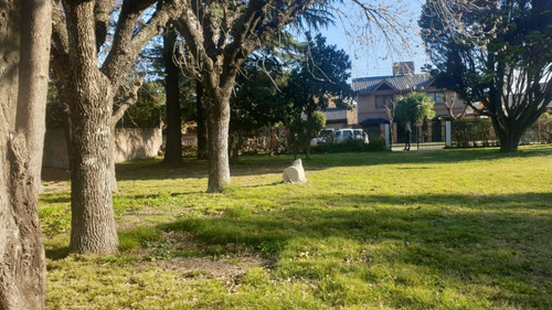 Imagen 4 de 8 de Lote A La Venta Sobre Larcamon Al 800 Luis Guillon