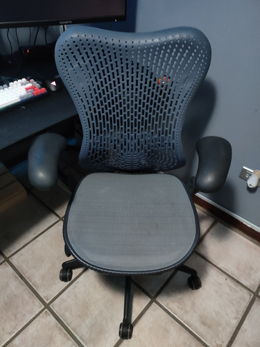 Silla Herman Miller - Modelo Mirra 1 