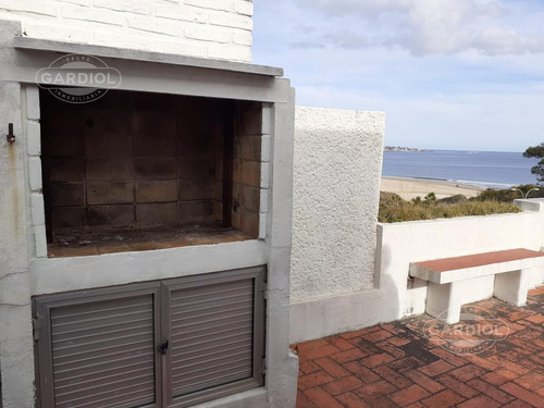 Imagen 22 de 23 de Apartamento 2 Dormitorios En Playa Mansa Primera Linea. Punta Del Este.