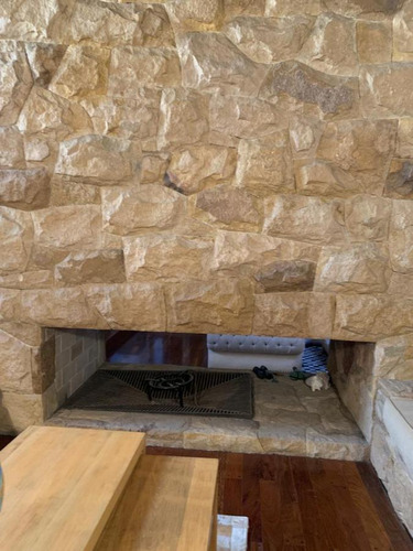 Casa En Venta De Cuatro Dormitorios En Alejandro Centeno, Zona Norte