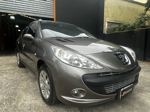 Peugeot 207 1.6 Feline 106cv